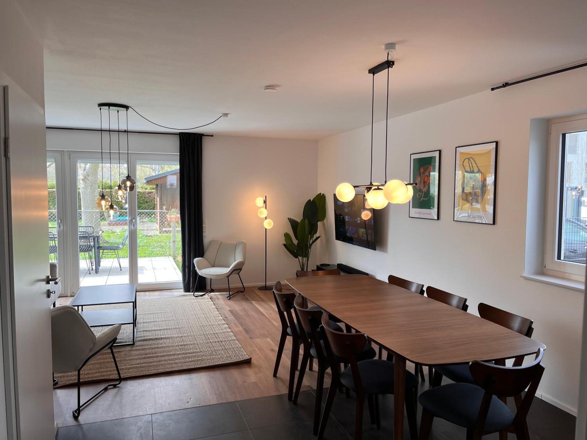 Wohnglueck Frisches & Gemuetliches Design Mit Bbq, Garten & Arbeitsplatz Holiday home *