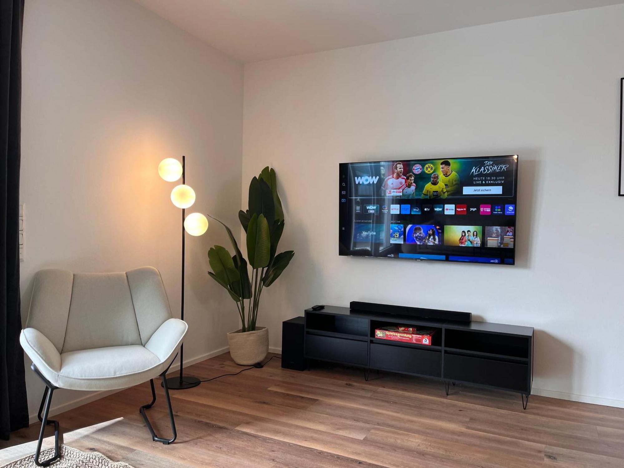 Wohnglueck Frisches & Gemuetliches Design Mit Bbq, Garten & Arbeitsplatz Holiday home Augsburg